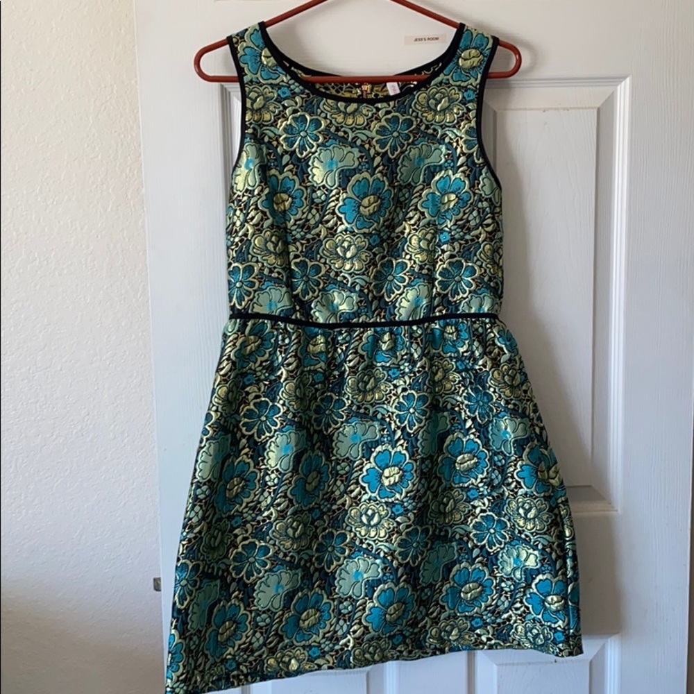 Formal dress
